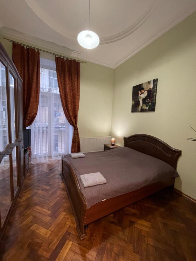 3 Rooms Apartments In The City Centr Leópolis Exterior foto