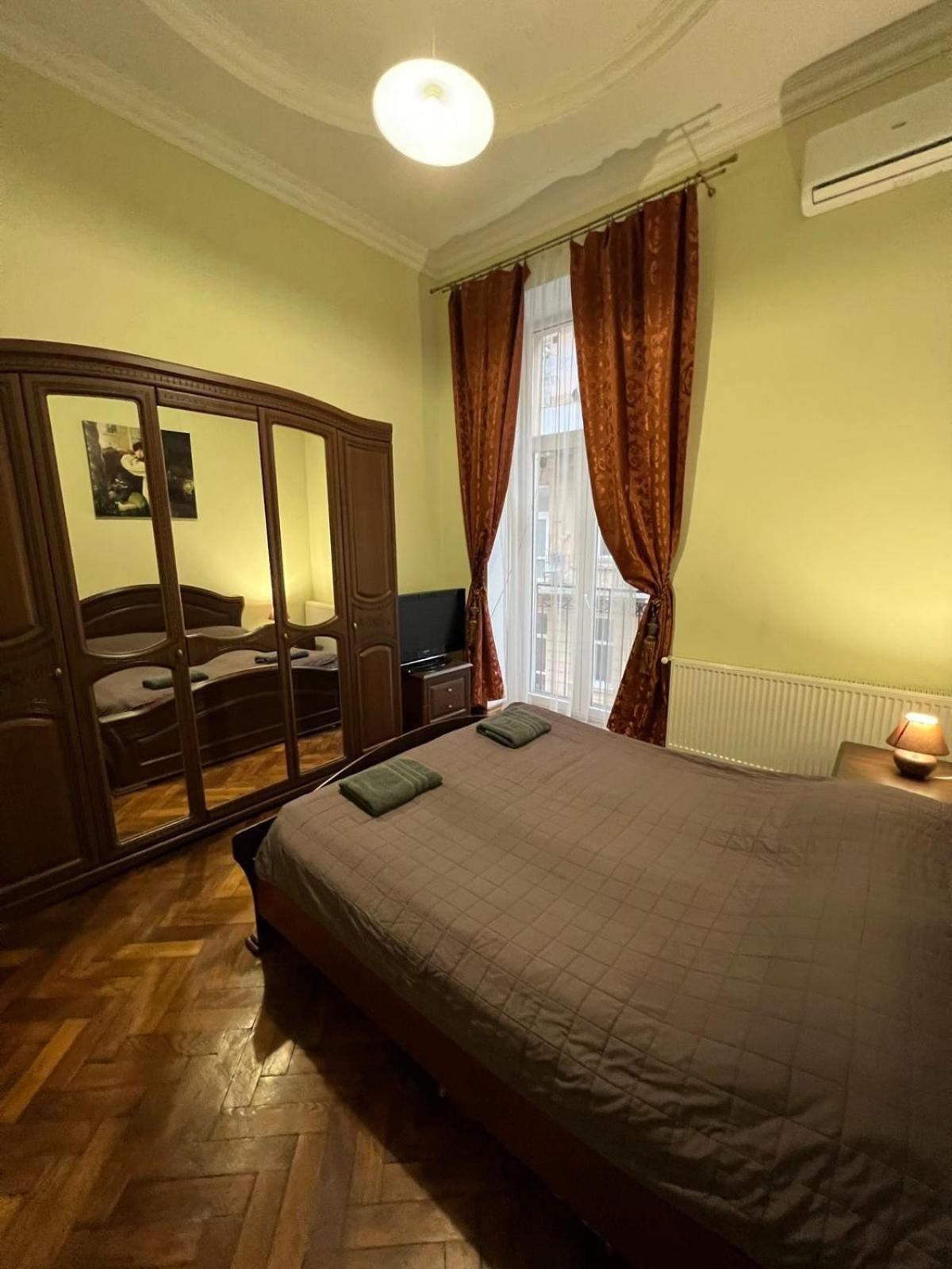 3 Rooms Apartments In The City Centr Leópolis Exterior foto