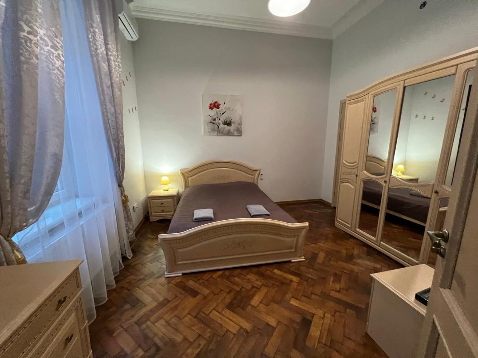 3 Rooms Apartments In The City Centr Leópolis Exterior foto