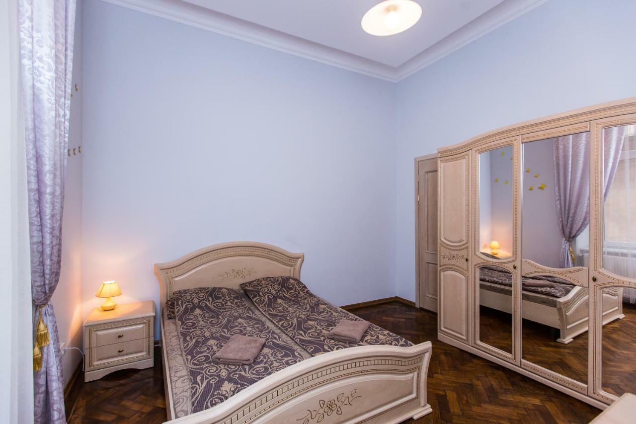 3 Rooms Apartments In The City Centr Leópolis Exterior foto