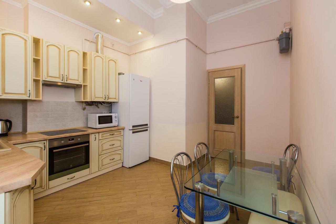 3 Rooms Apartments In The City Centr Leópolis Exterior foto