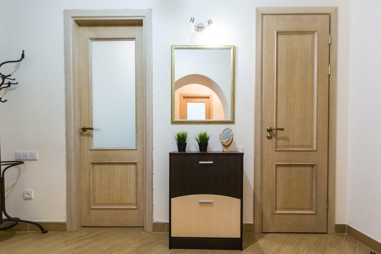 3 Rooms Apartments In The City Centr Leópolis Exterior foto