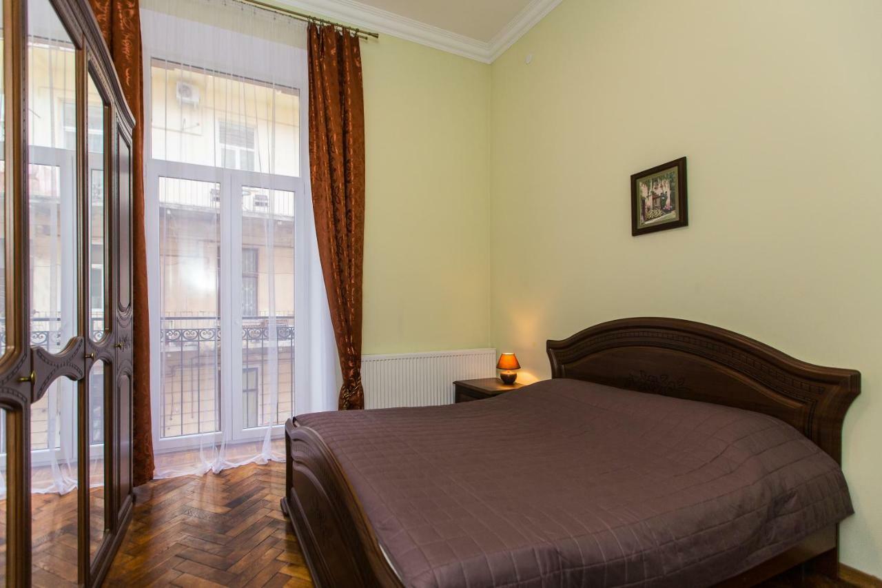 3 Rooms Apartments In The City Centr Leópolis Exterior foto