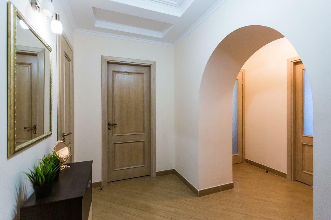 3 Rooms Apartments In The City Centr Leópolis Exterior foto